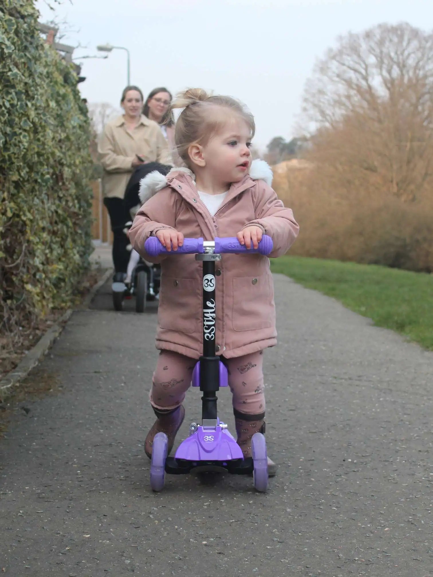 RGS-0 Purple Toddler Scooter In Park