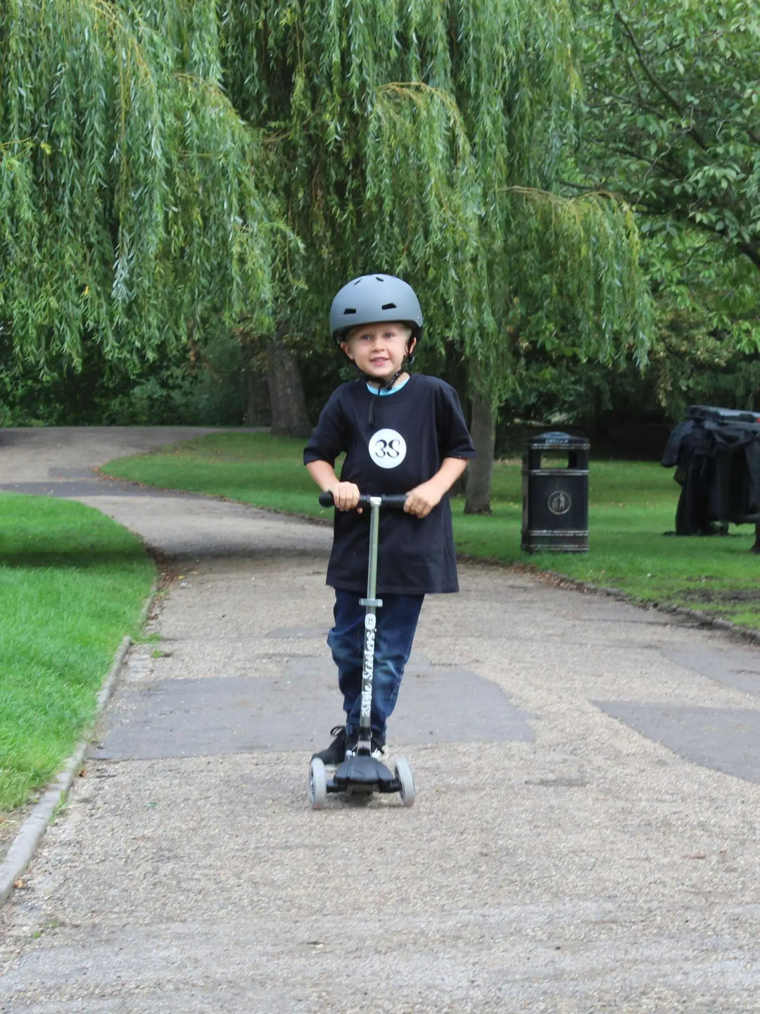 Black 3 Wheel Kids Scooter and Safety Helmet